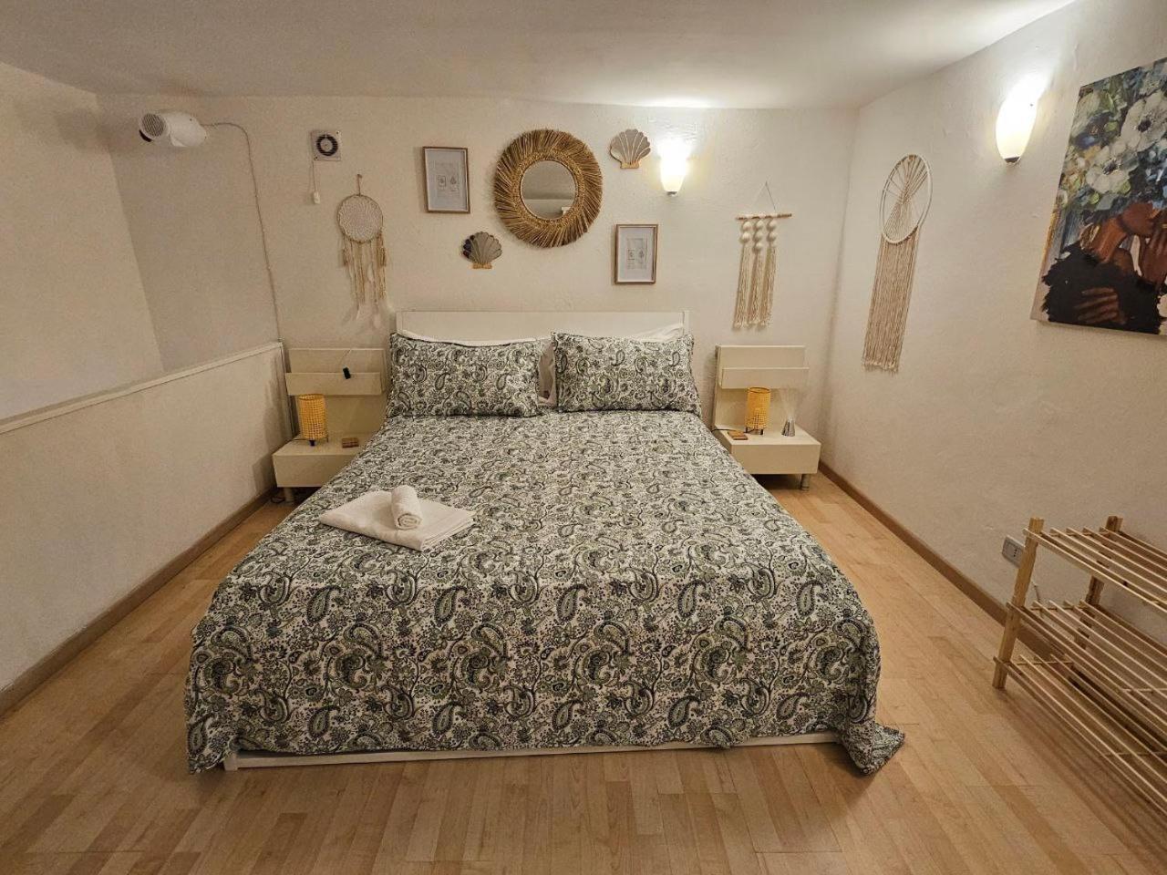 La Maison Bouganville Salerno Eksteriør bilde