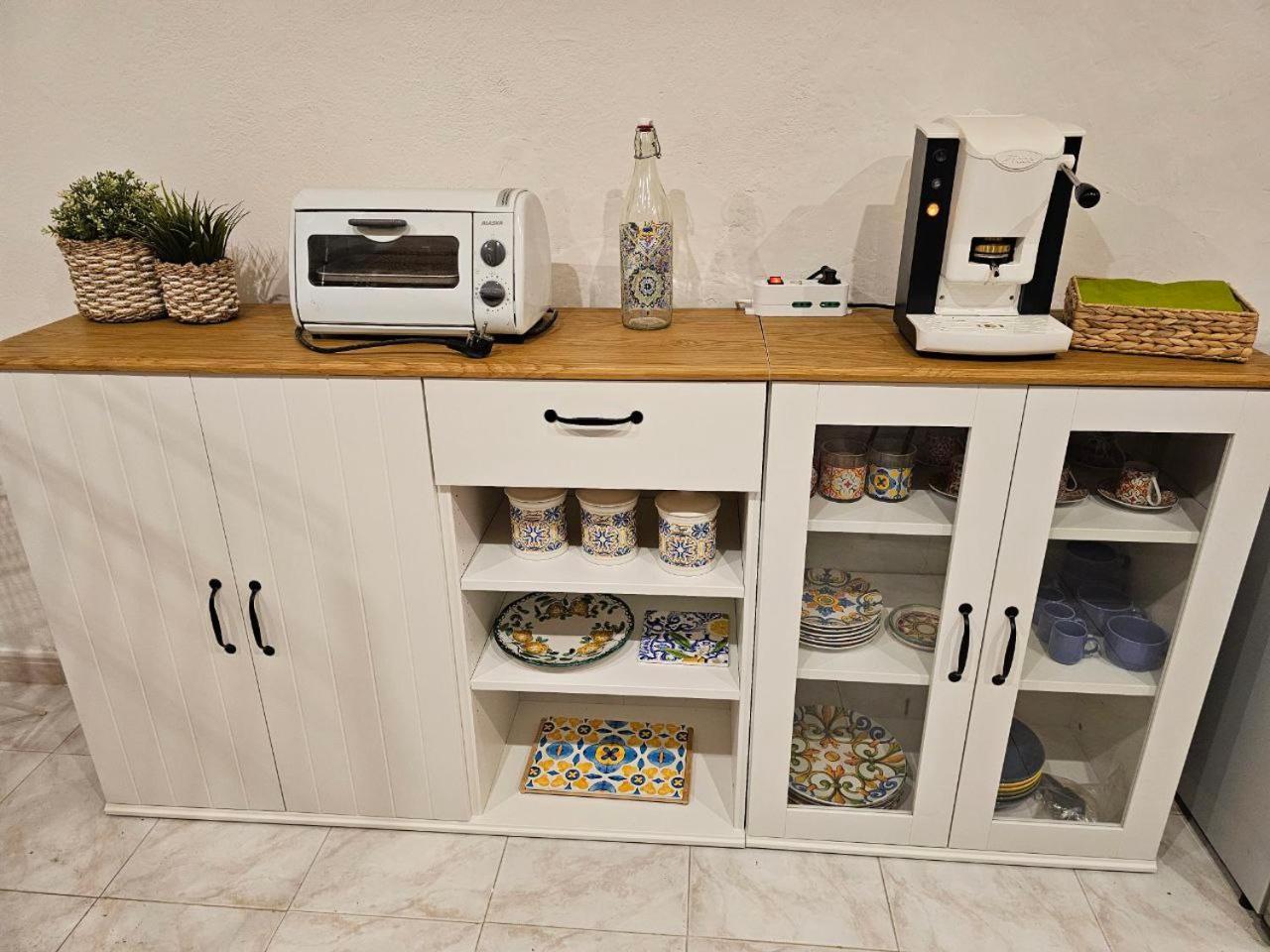 La Maison Bouganville Salerno Eksteriør bilde