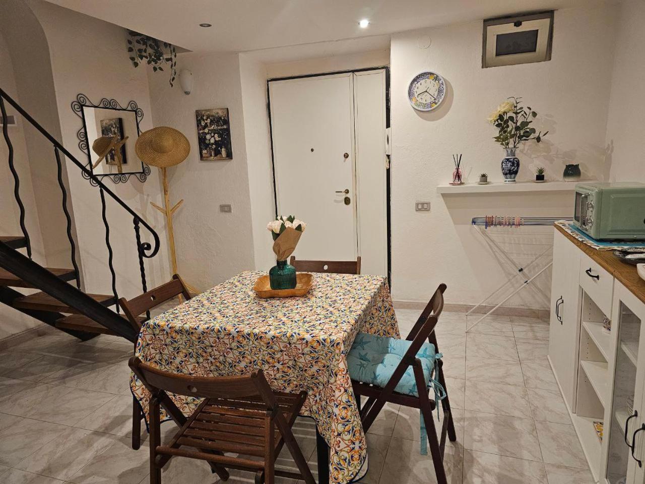 La Maison Bouganville Salerno Eksteriør bilde